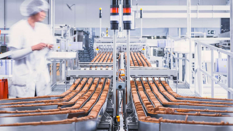 Production Biscoff cookie in the factory